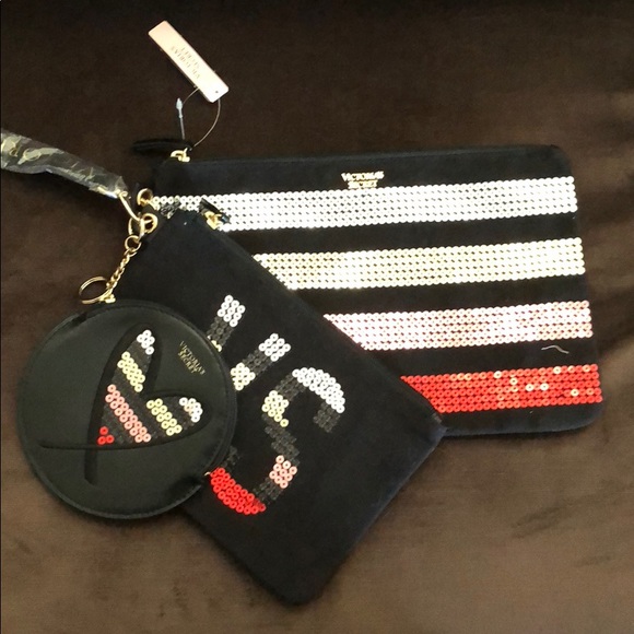 Victoria’s Secret 3 set pouches Wristlets - Picture 1 of 3